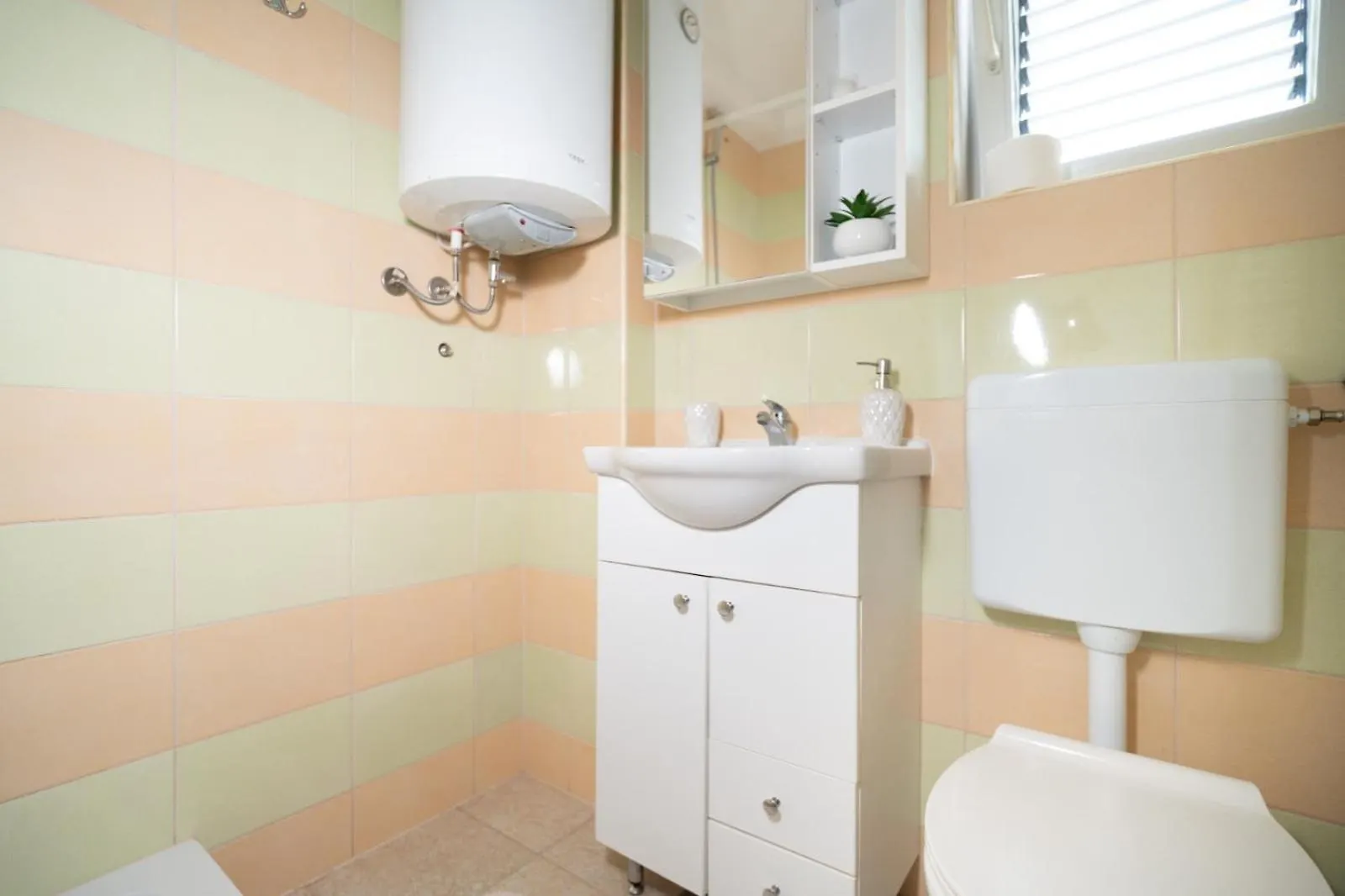 Apartment Adriatic Guest House Milic Gornji Karin