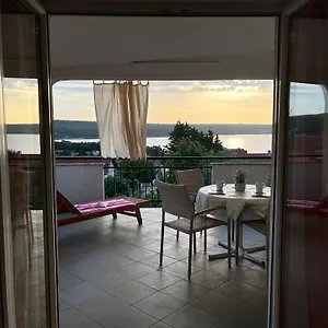 Stela Apartment